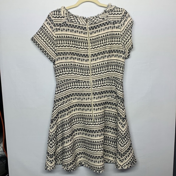 Banana Republic Black and Cream Geometric Dress - Picture 9 of 9